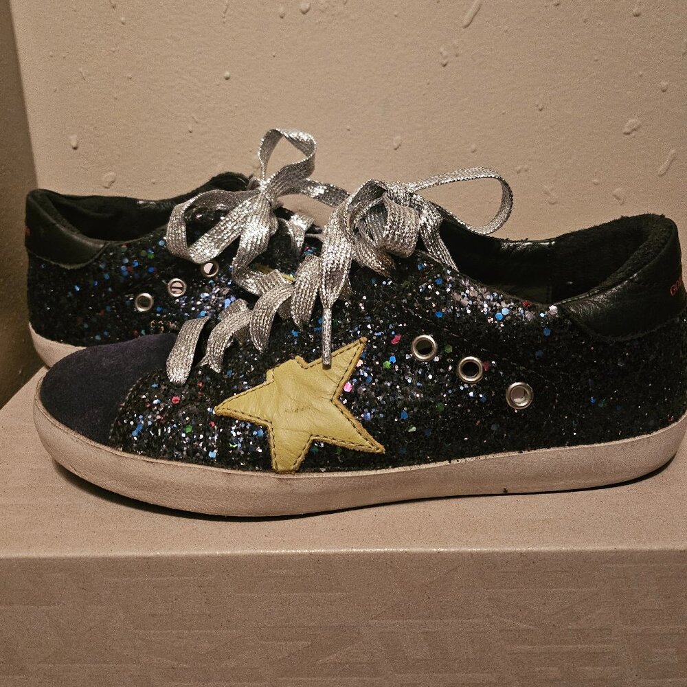 Golden Goose Superstar -  37